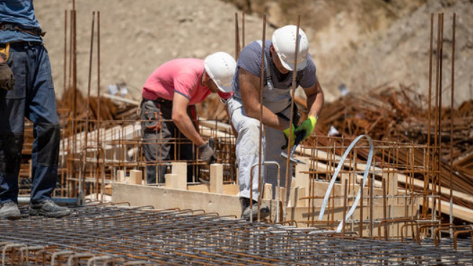 Add Image Description